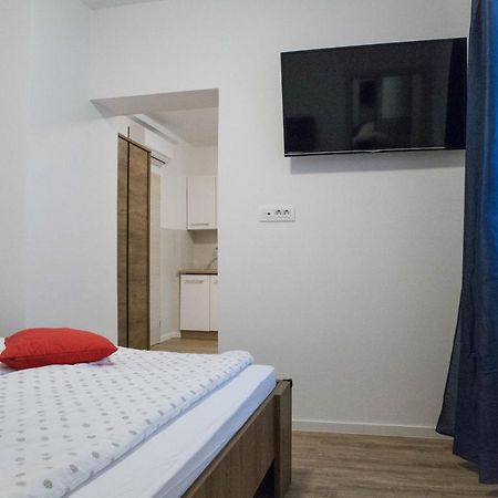 Jantar Apartmaji Novo Mesto Eksteriør billede