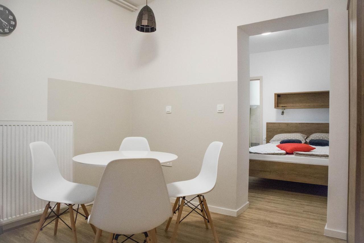 Jantar Apartmaji Novo Mesto Eksteriør billede